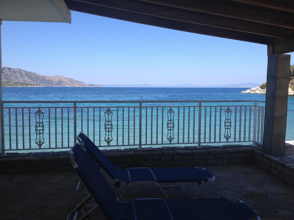 Villa Glyfos Kerveli Rum bild