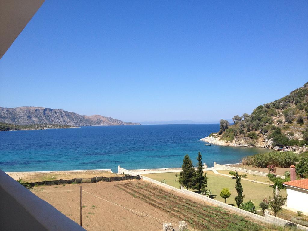 Villa Glyfos Kerveli Rum bild