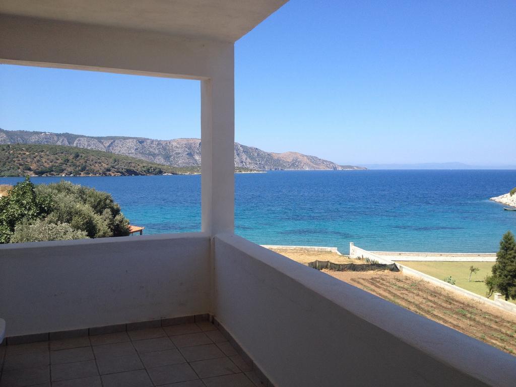 Villa Glyfos Kerveli Rum bild